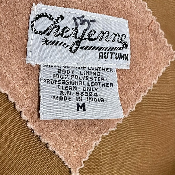 VTG Leather Waistcoat in Brown - Picture 5 of 8